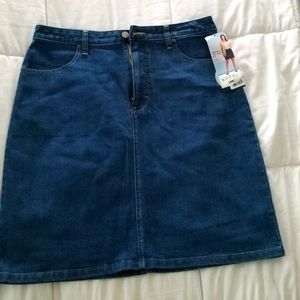 Lee stretch denim skirt sz 12